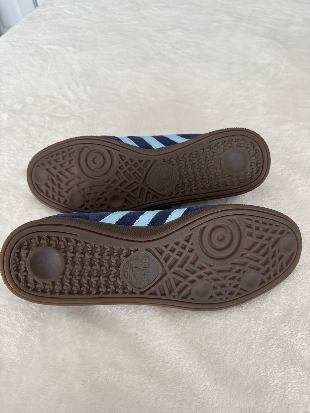 Men’s Size 12 Adidas Spezial Sneakers in Navy Blue - Picture 8 of 8